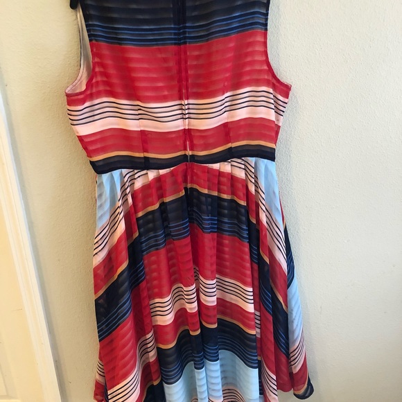 Unique Vintage Chiffon Dress NWOT - Picture 3 of 4
